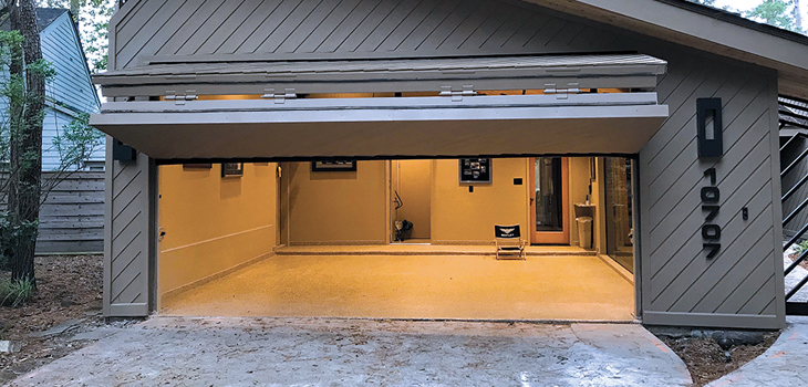 Vertical Bifold Garage Door Repair in Los Angeles County 